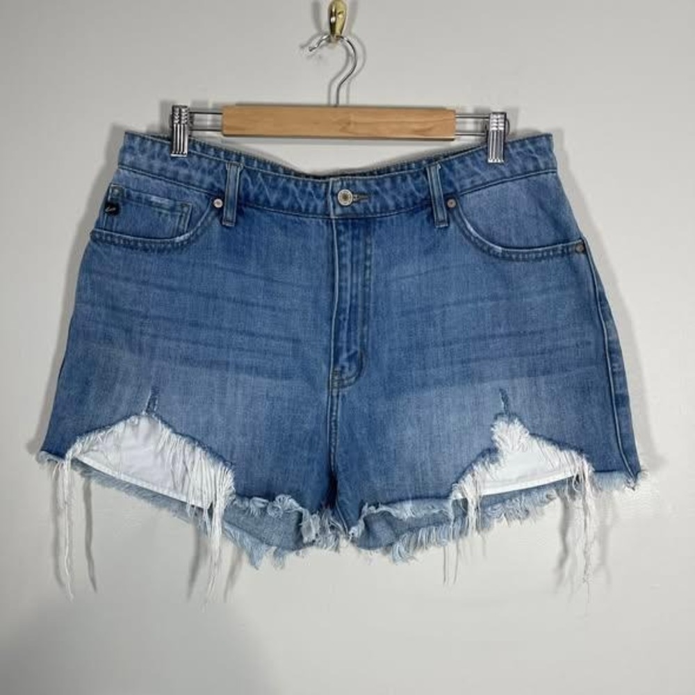 Kancan‎ Denim Shorts Wms 13/30 High Rise Raw Hem Medium Wash Cut-Off Festival